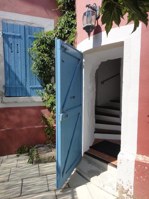 Les Terres De Saint Hilaire Bed & Breakfast Ollieres Room photo